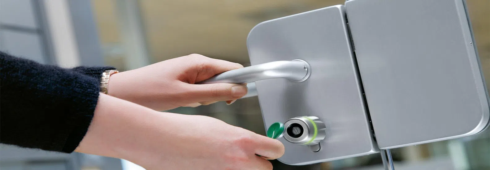 Master Locksmith Store Pittsburgh, PA 412-387-9476 - push-bars